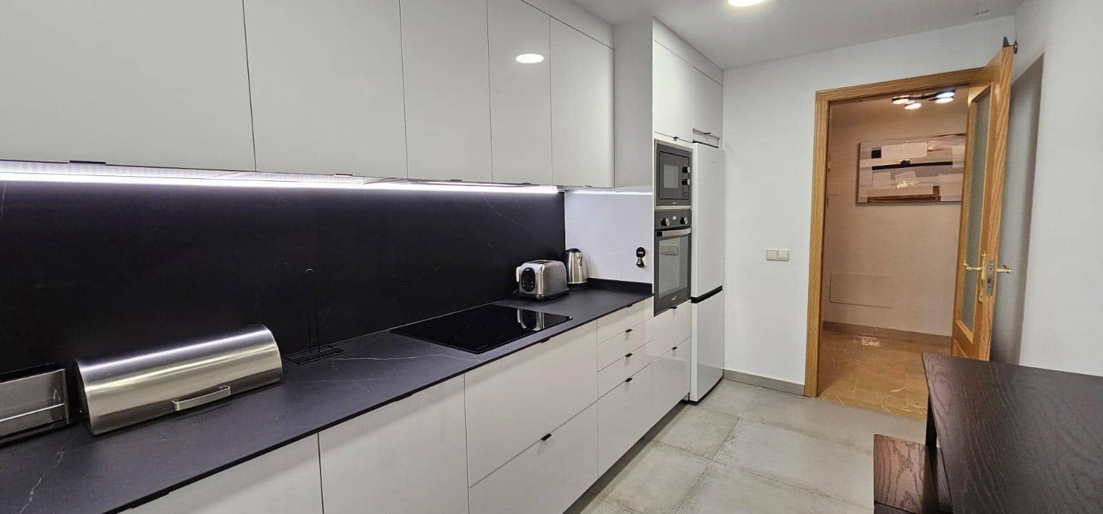 2 makuuhuone Asunto vuokrattavana paikassa San Pedro de Alcantara mukana uima-altaan 
autotalli - 1 400 € (Ref: 9955297)