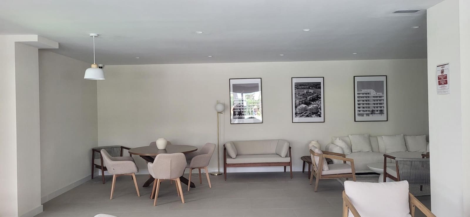 2 bedroom Apartment for rent in Nueva Andalucia with pool garage - € 2,500 (Ref: 9973537)