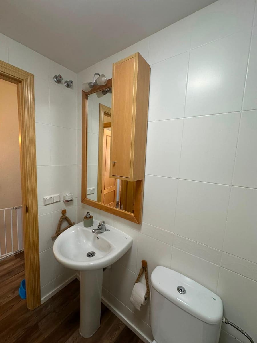 Adosado de 3 habitaciones en El Padrón en venta con piscina - 350.000 € (Ref: 9979943)