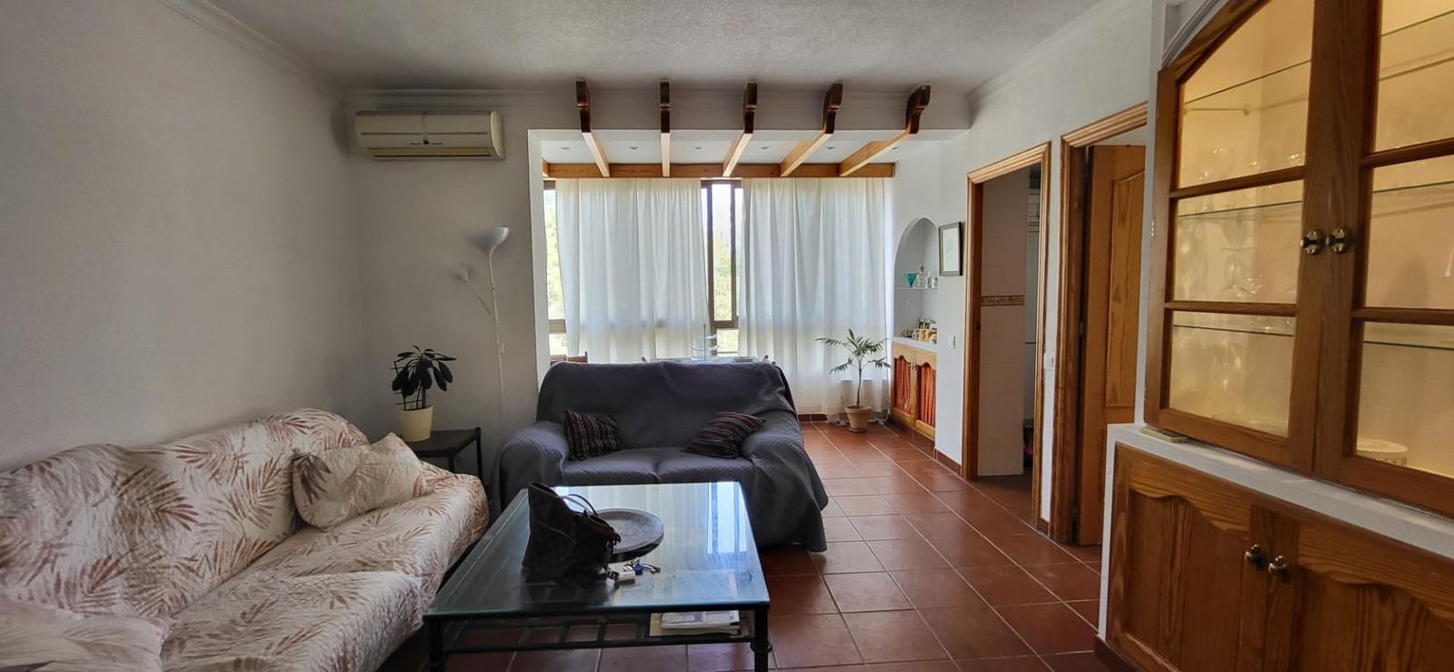 2 quarto Apartamento para arrendar em Nueva Andalucia com piscina - 1 400 € (Ref: 9979944)