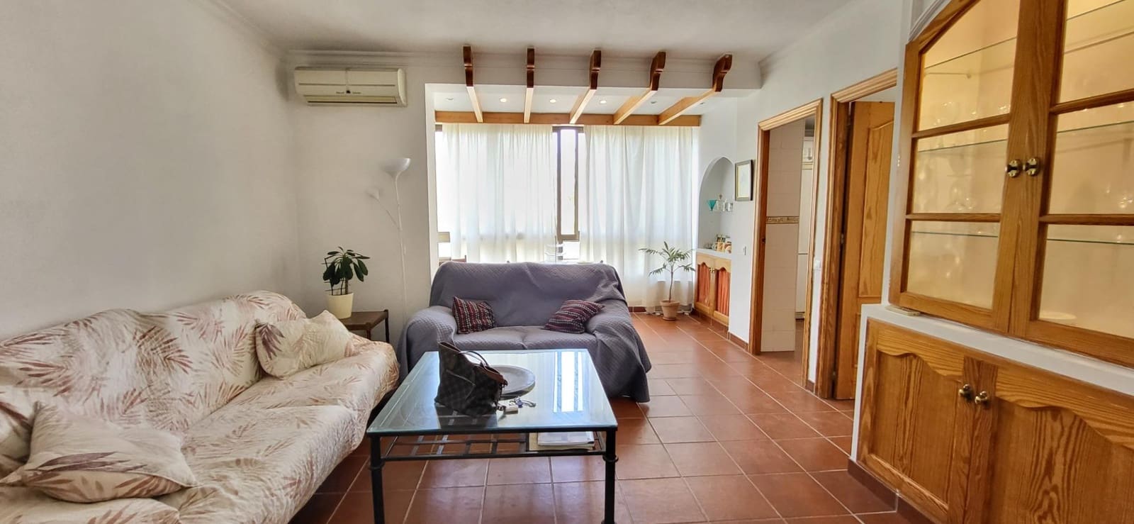 2 quarto Apartamento para arrendar em Nueva Andalucia com piscina - 1 400 € (Ref: 9979944)