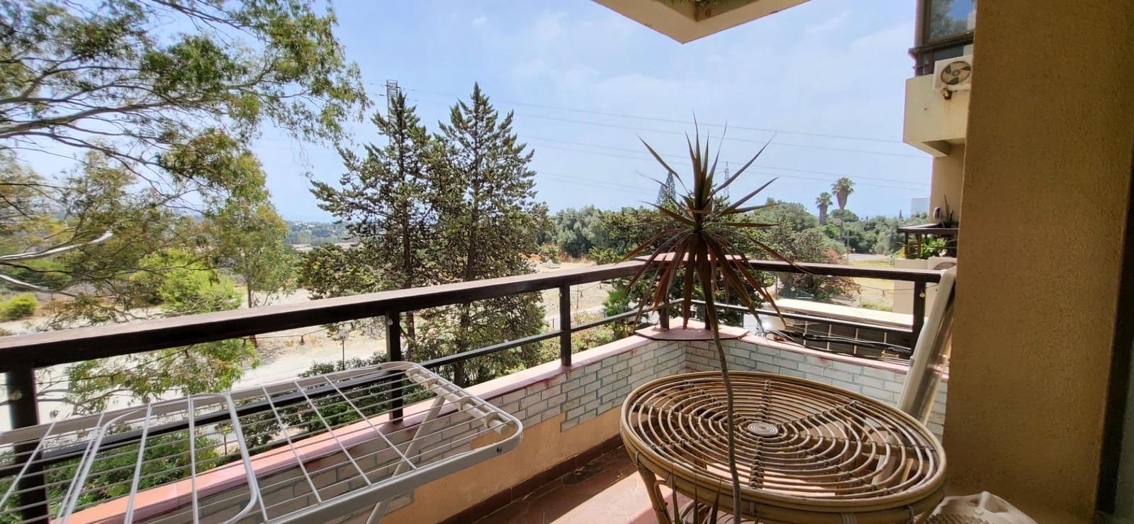 2 quarto Apartamento para arrendar em Nueva Andalucia com piscina - 1 400 € (Ref: 9979944)