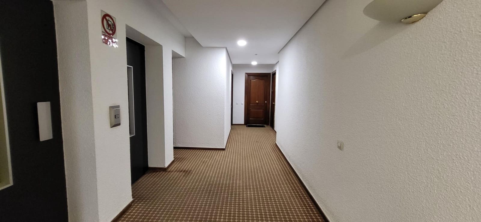 2 quarto Apartamento para arrendar em Nueva Andalucia com piscina - 1 400 € (Ref: 9979944)