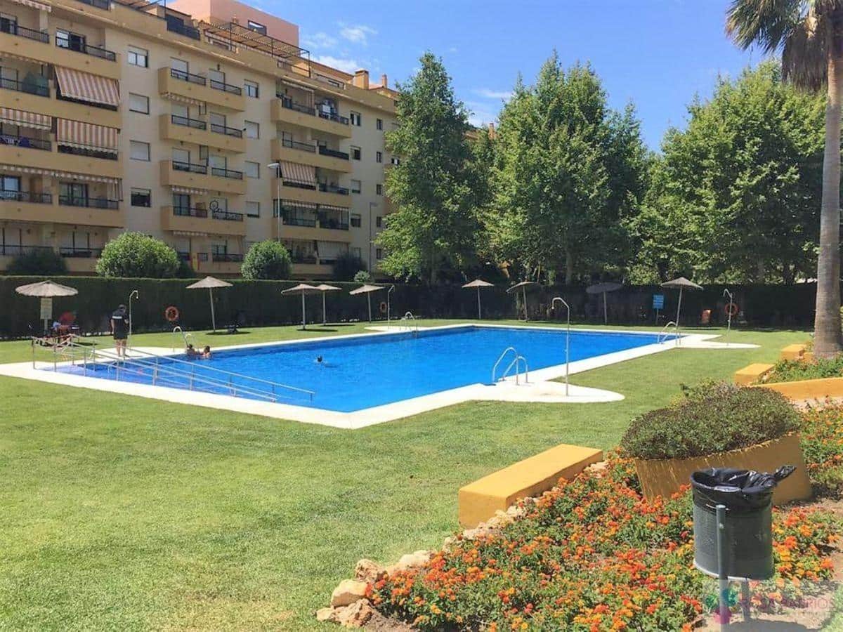 3 sypialnia Mieszkanie na sprzedaż w San Pedro de Alcantara z basenem garażem - 459 000 € (Ref: 9990883)