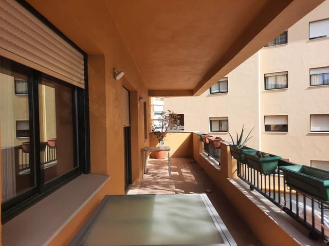 3 soveværelse Lejlighed til salg i San Pedro de Alcantara, Marbella med swimmingpool garage - € 459.000 (Ref: 9990883)