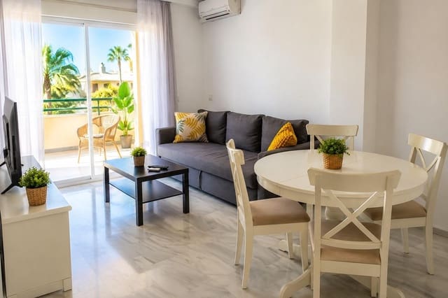 Apartamento de 3 habitaciones en Atalaya-Isdabe, Estepona en venta con piscina - 340.000 € (Ref: 9994445)