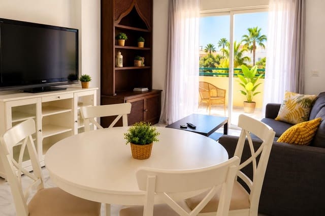 Apartamento de 3 habitaciones en Atalaya-Isdabe, Estepona en venta con piscina - 340.000 € (Ref: 9994445)
