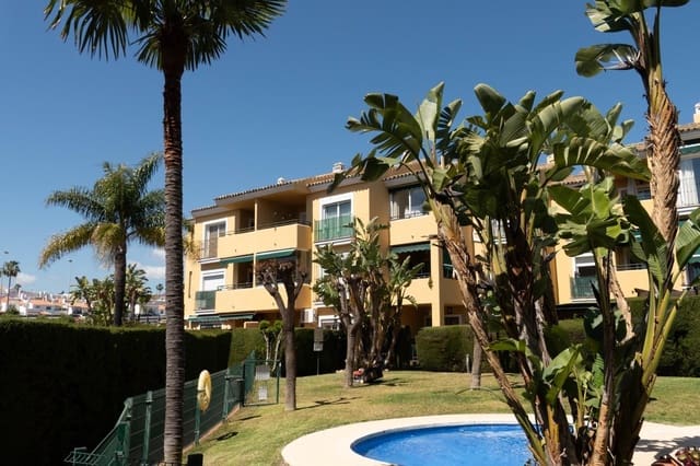 Apartamento de 3 habitaciones en Atalaya-Isdabe, Estepona en venta con piscina - 340.000 € (Ref: 9994445)
