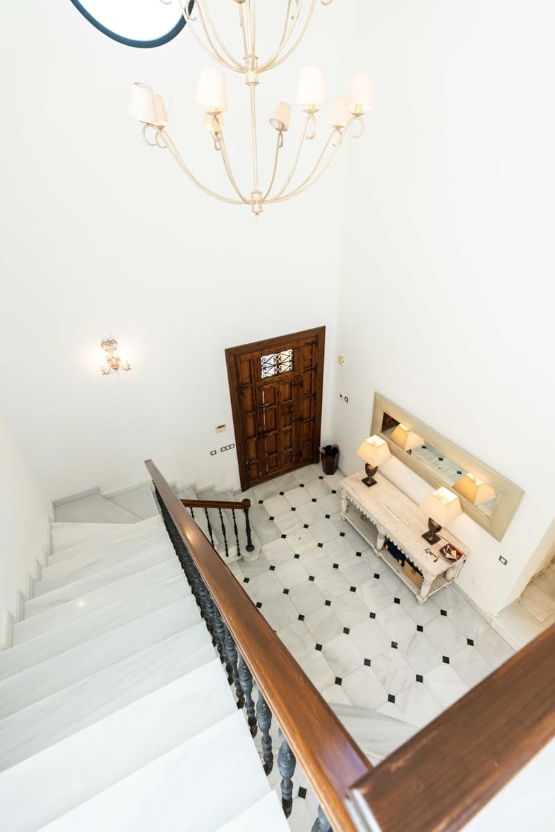 6 slaapkamer Villa te koop in Guadalmina met zwembad garage - € 2.990.000 (Ref: 10004825)