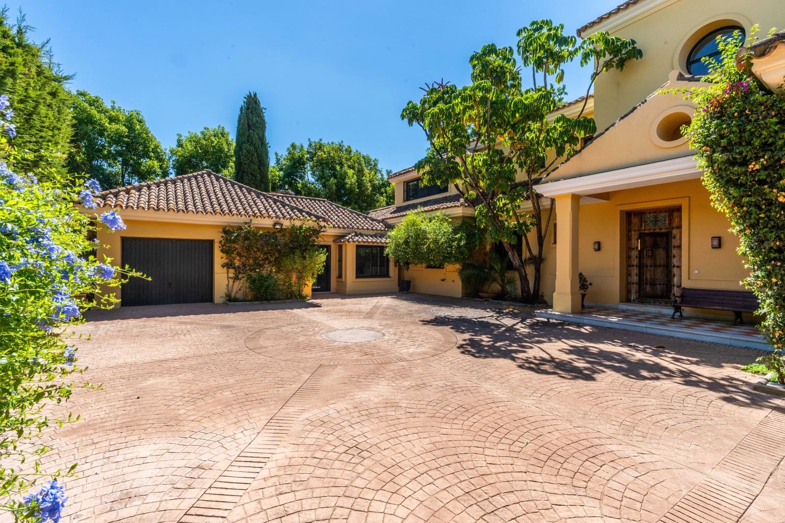 6 slaapkamer Villa te koop in Guadalmina met zwembad garage - € 2.990.000 (Ref: 10004825)