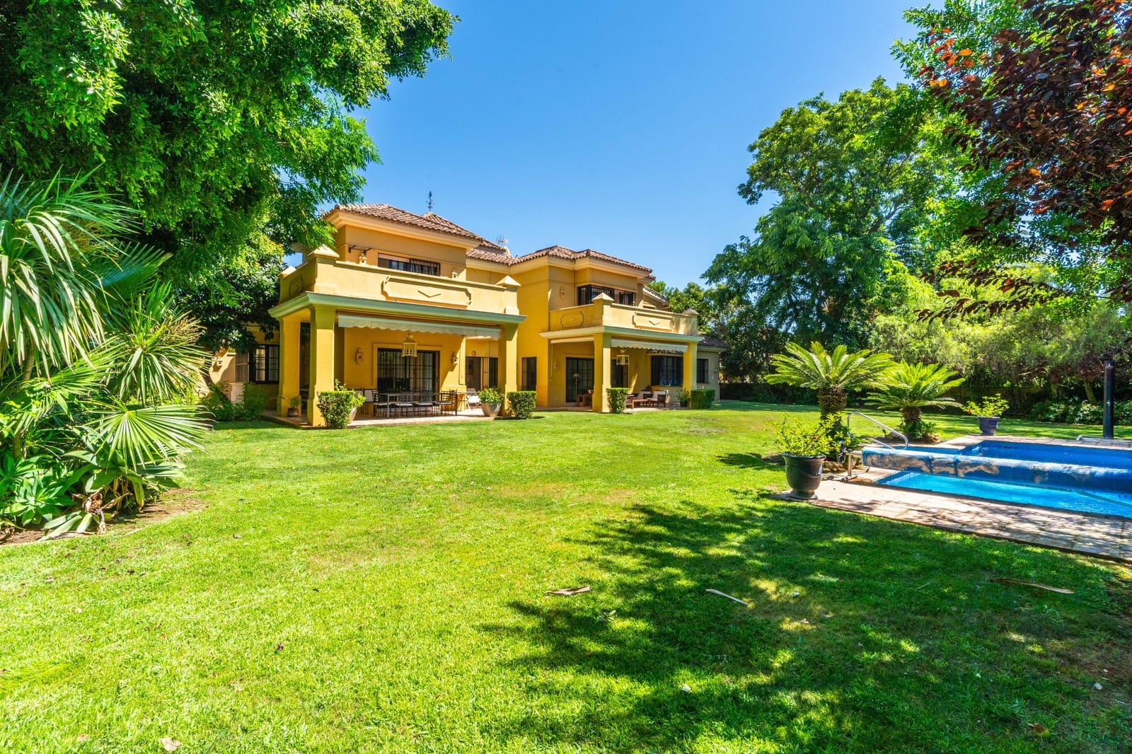 6 slaapkamer Villa te koop in Guadalmina met zwembad garage - € 2.990.000 (Ref: 10004825)