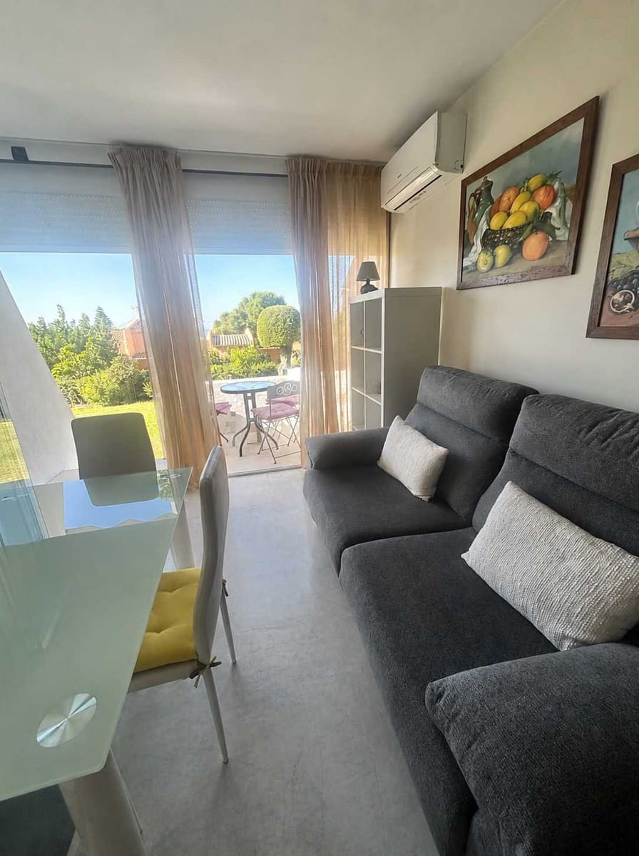 1 bedroom Apartment for sale in Estepona - € 202,300 (Ref: 10009955)