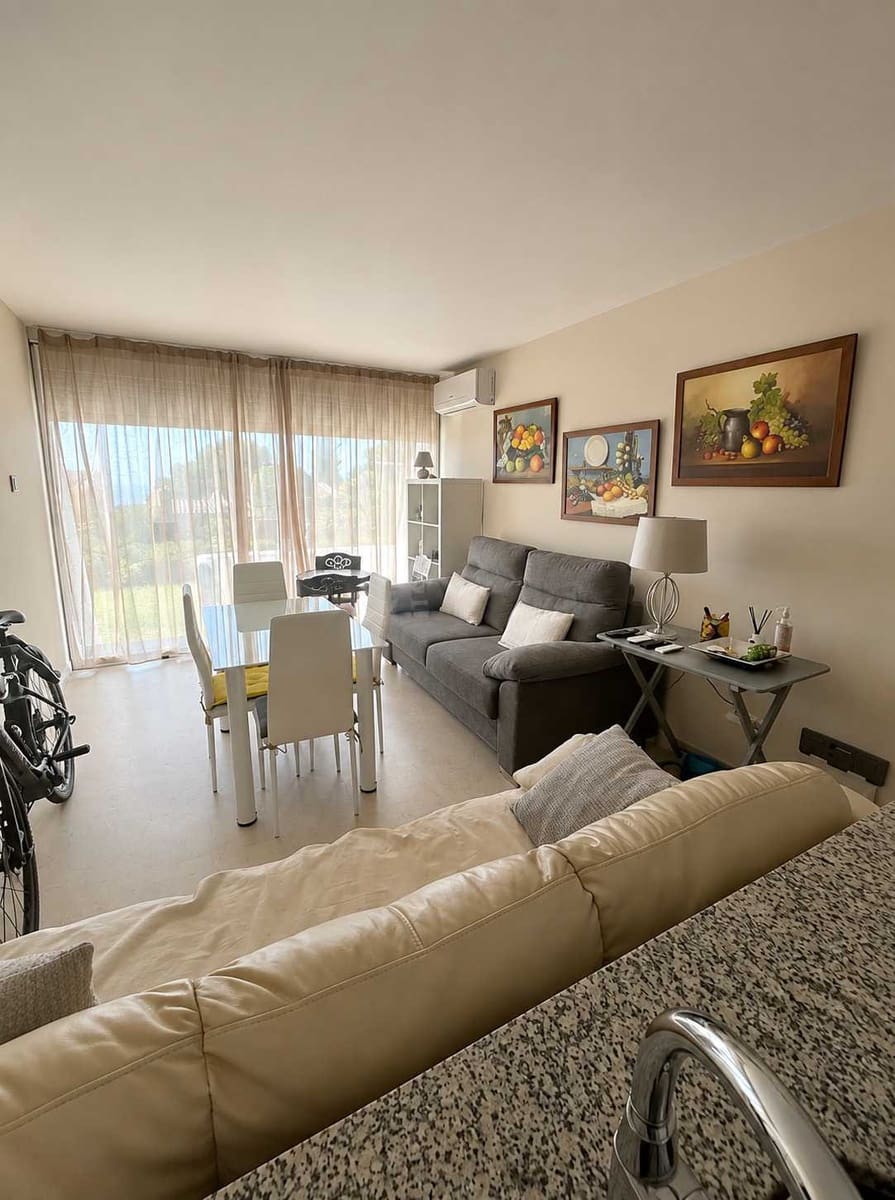 1 bedroom Apartment for sale in Estepona - € 202,300 (Ref: 10009955)