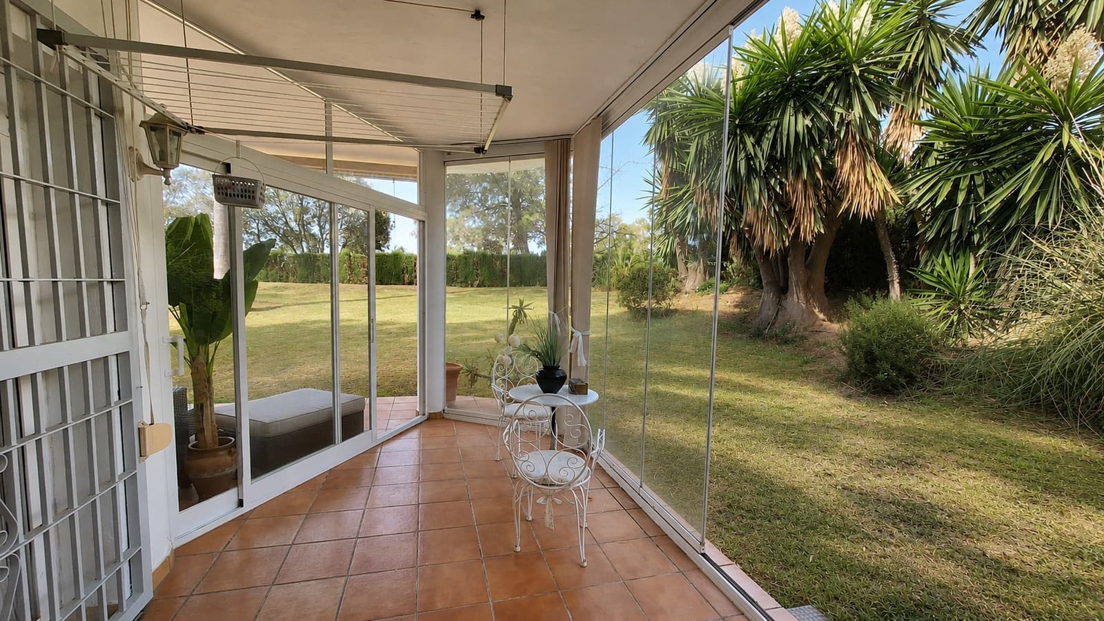 2 soverom Leilighet til salgs i Estepona med svømmebasseng - € 340 000 (Ref: 10012624)