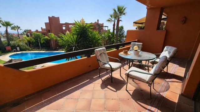 2 makuuhuone Huoneisto myytävänä paikassa Buenas Noches, Estepona mukana uima-altaan 
autotalli - 350 000 € (Ref: 10023371)