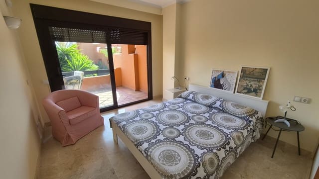 2 makuuhuone Huoneisto myytävänä paikassa Buenas Noches, Estepona mukana uima-altaan 
autotalli - 350 000 € (Ref: 10023371)