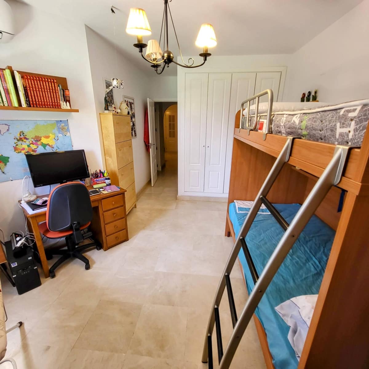 Apartamento de 3 habitaciones en Manilva en venta con garaje - 750.000 € (Ref: 10026581)