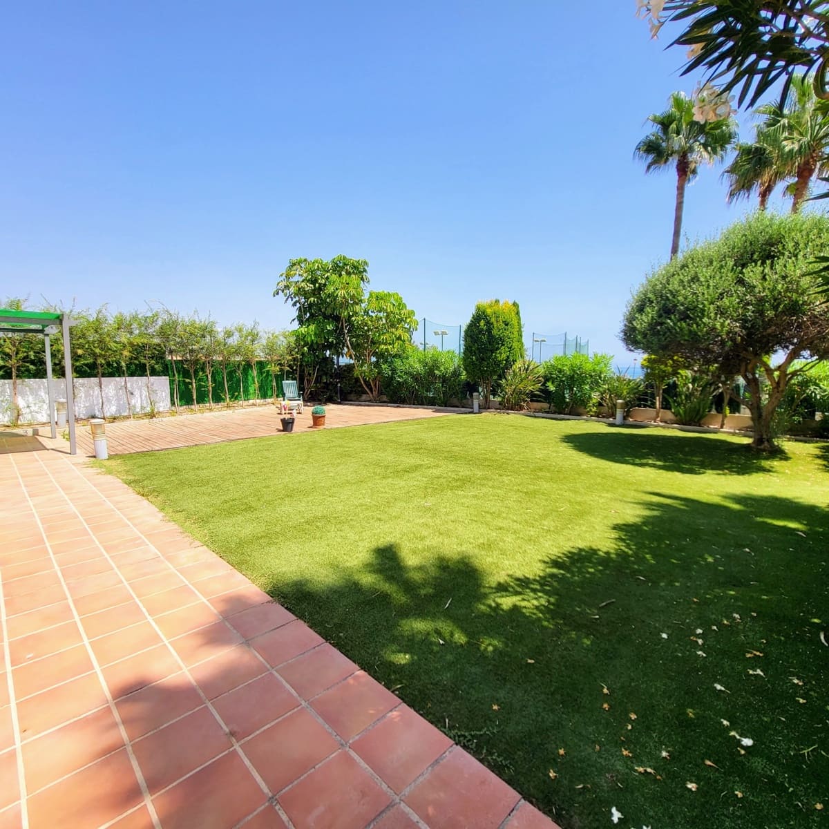 Apartamento de 3 habitaciones en Manilva en venta con garaje - 750.000 € (Ref: 10026581)