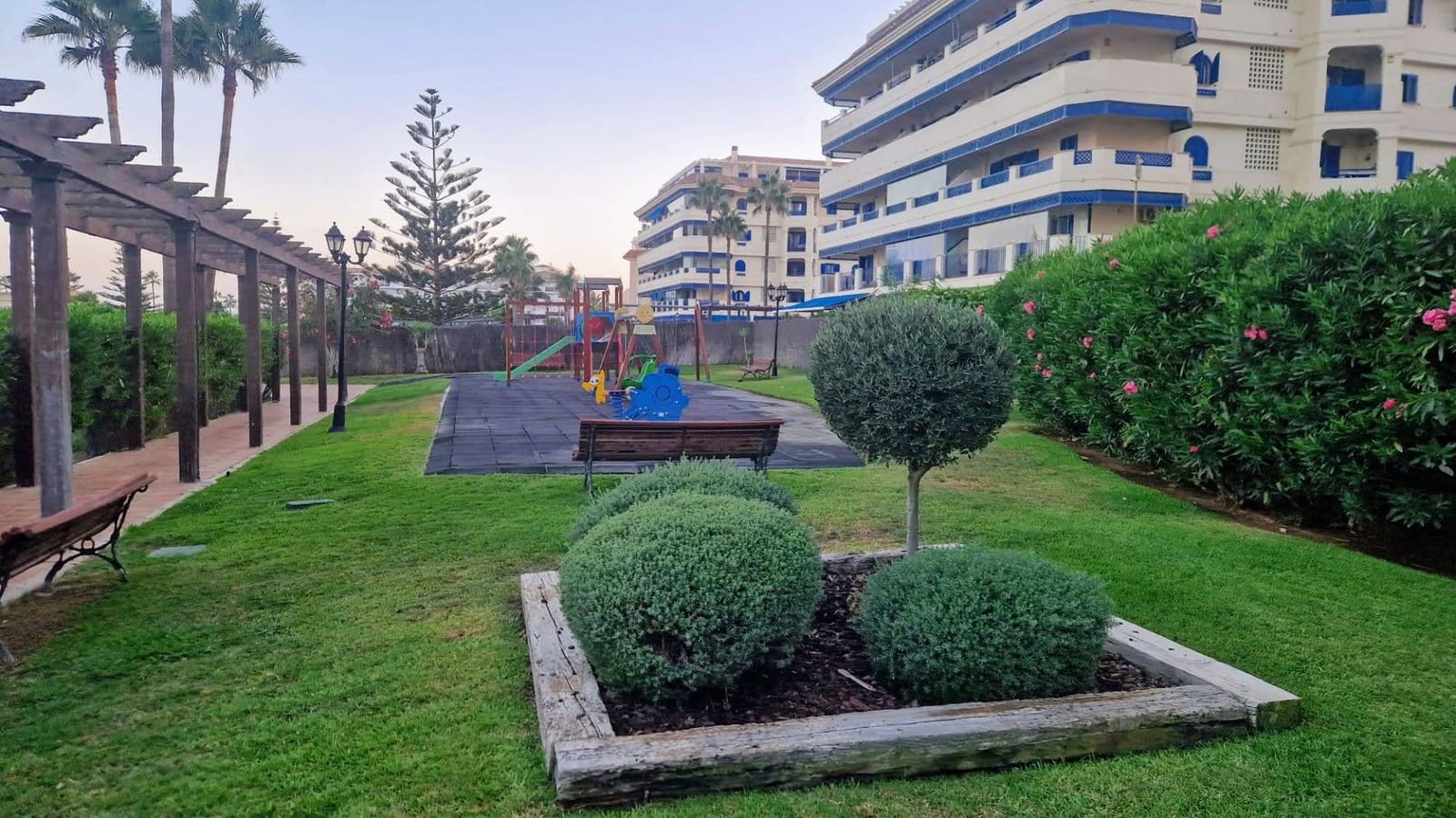 Apartamento de 3 habitaciones en Manilva en venta con garaje - 750.000 € (Ref: 10026581)