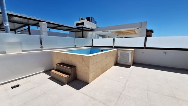 2 quarto Penthouse para venda em Estepona com piscina garagem - 495 000 € (Ref: 10034657)