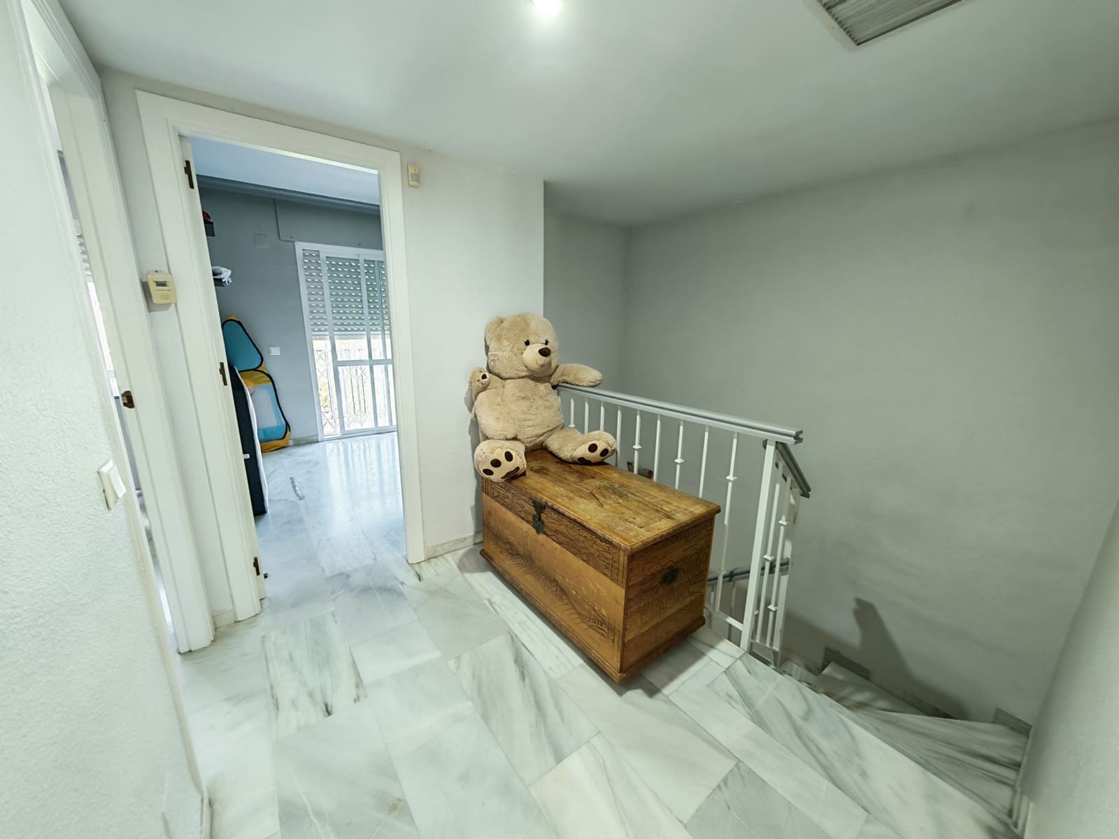 3 chambre Maison de Ville à vendre à Estepona avec piscine garage - 650 000 € (Ref: 10039176)