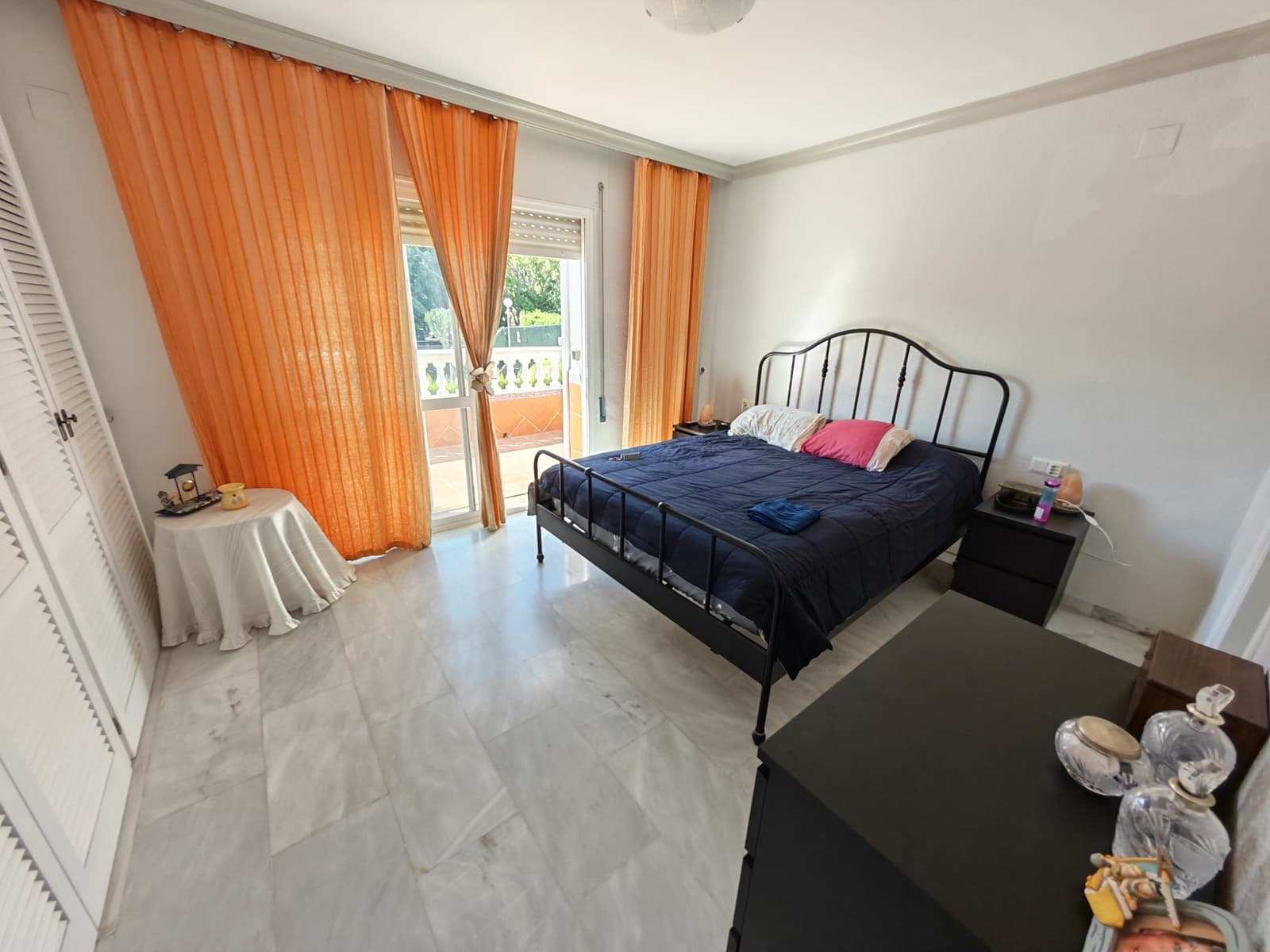 3 chambre Maison de Ville à vendre à Estepona avec piscine garage - 650 000 € (Ref: 10039176)