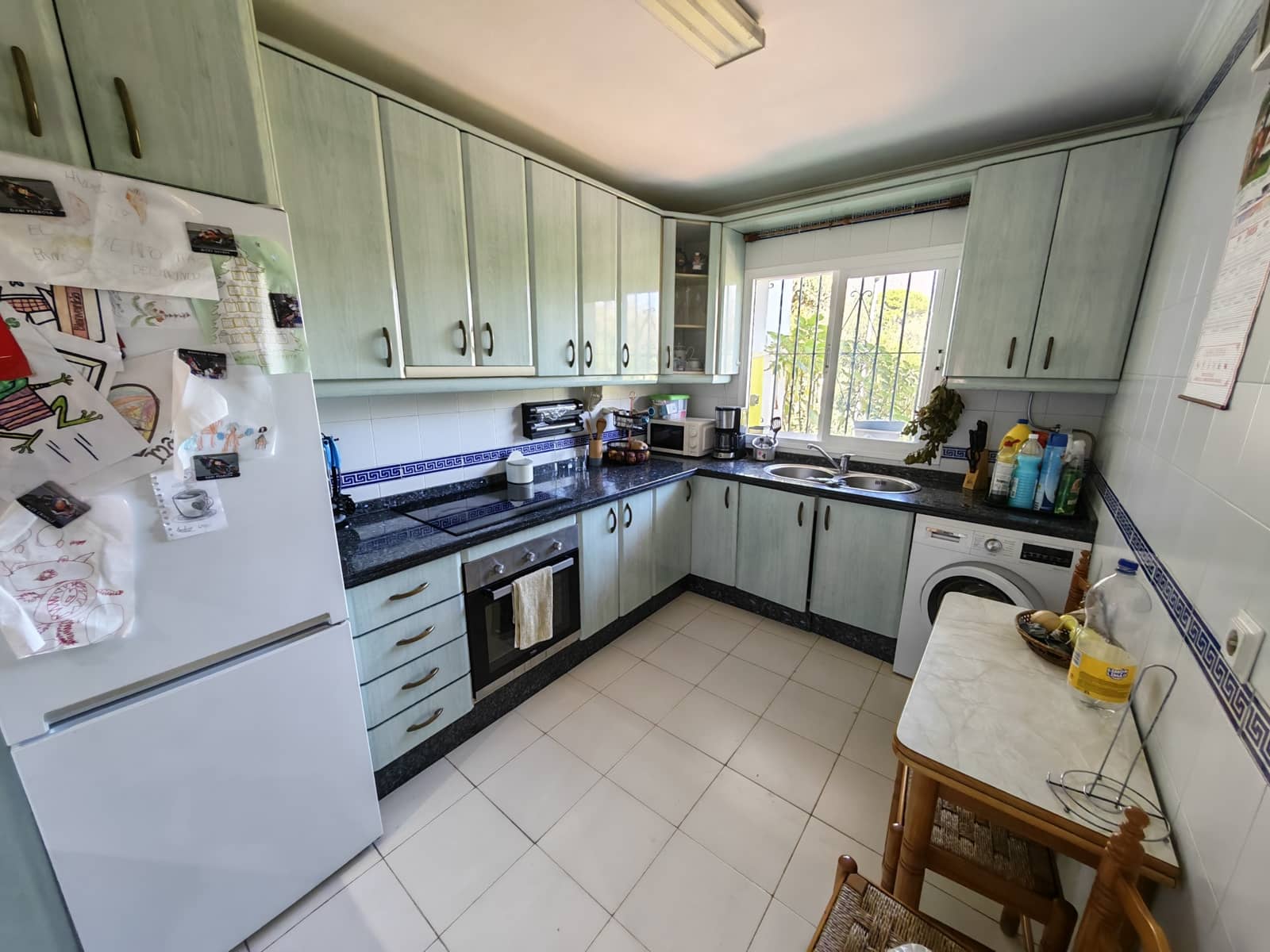 3 chambre Maison de Ville à vendre à Estepona avec piscine garage - 650 000 € (Ref: 10039176)