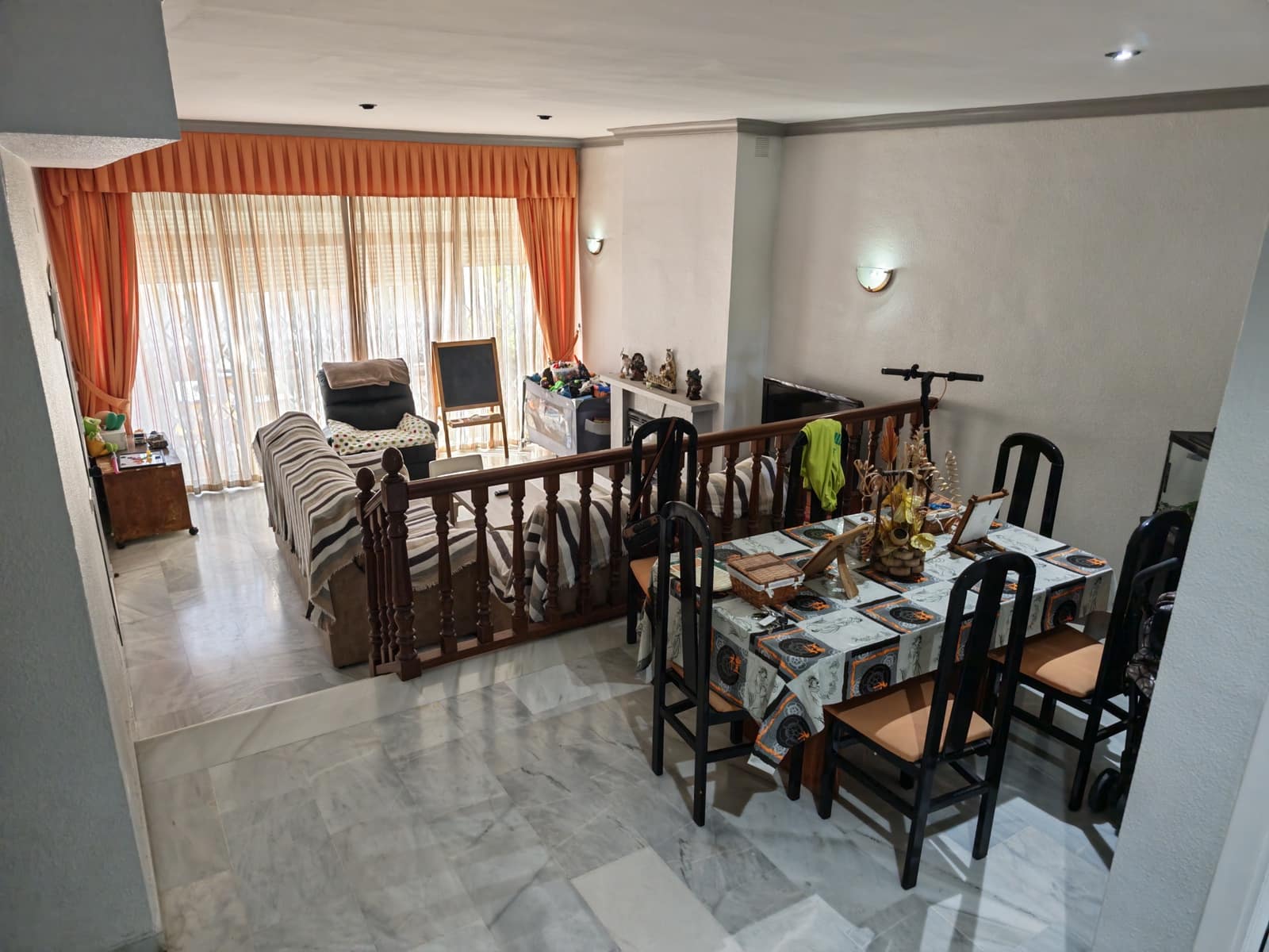 3 chambre Maison de Ville à vendre à Estepona avec piscine garage - 650 000 € (Ref: 10039176)