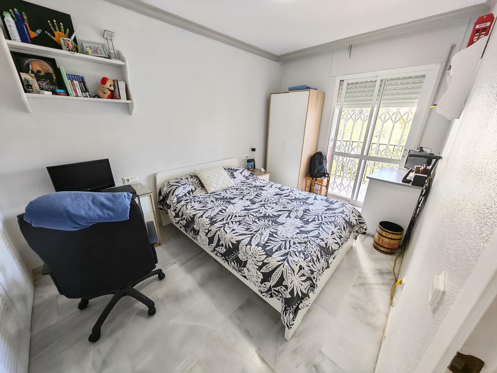 3 chambre Maison de Ville à vendre à Estepona avec piscine garage - 650 000 € (Ref: 10039176)