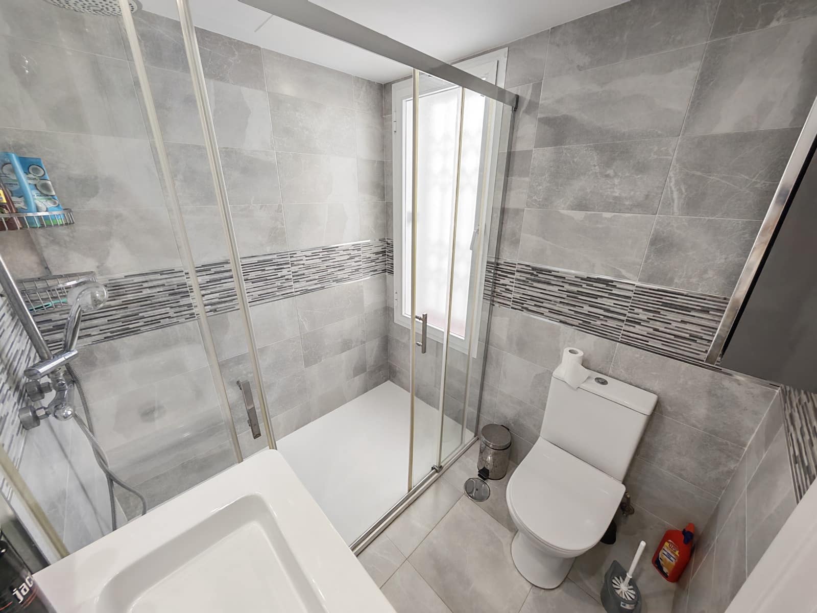 3 chambre Maison de Ville à vendre à Estepona avec piscine garage - 650 000 € (Ref: 10039176)