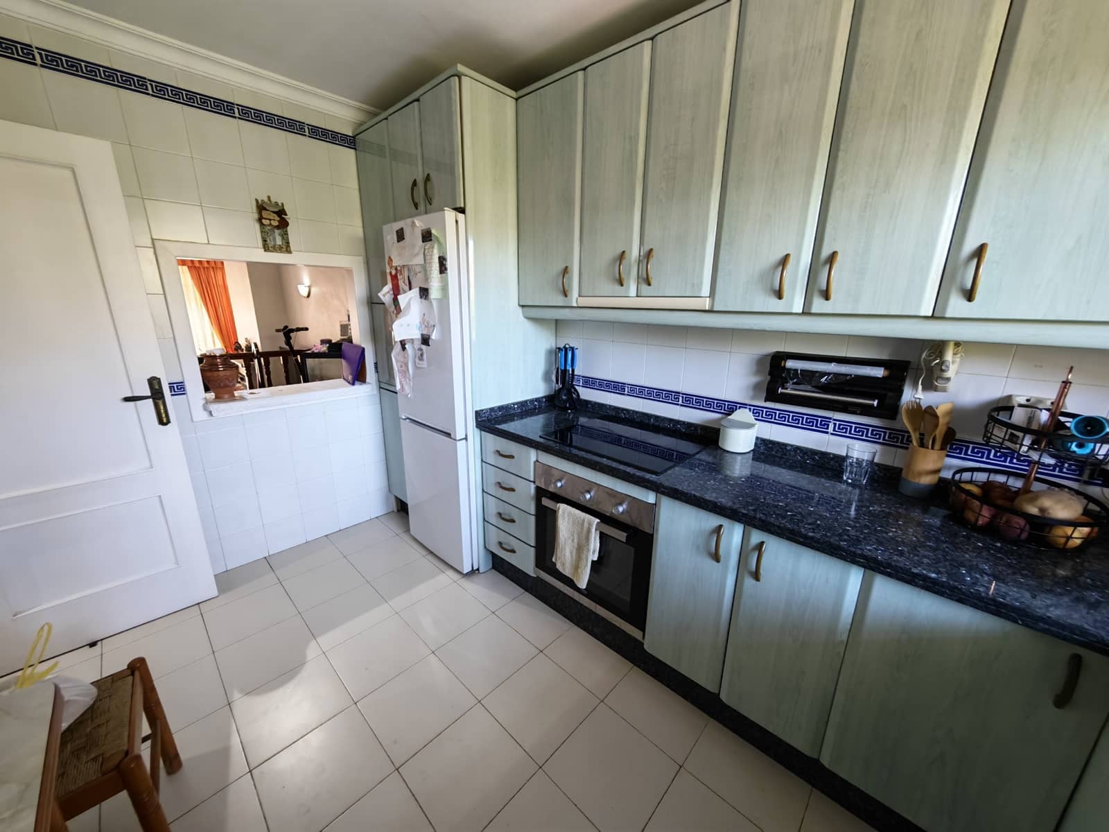3 chambre Maison de Ville à vendre à Estepona avec piscine garage - 650 000 € (Ref: 10039176)