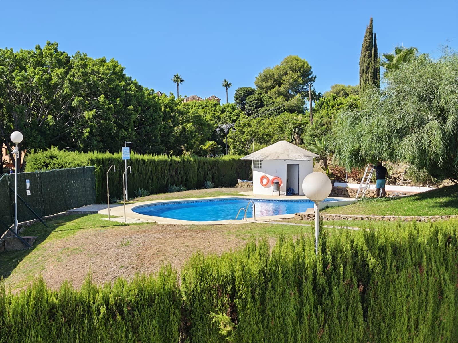 3 chambre Maison de Ville à vendre à Estepona avec piscine garage - 650 000 € (Ref: 10039176)