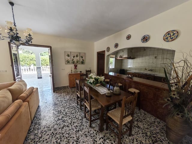 3 soveværelse Villa til salg i El Velerín, Estepona med swimmingpool - € 1.600.000 (Ref: 10057661)