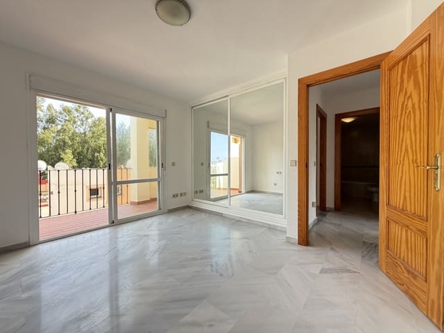 3 chambre Appartement à vendre à Punta Plata, Estepona avec piscine - 430 000 € (Ref: 10057662)
