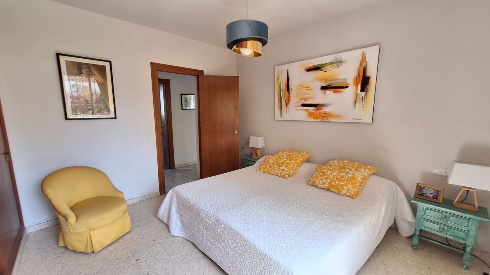 3 bedroom Villa for sale in Estepona with garage - € 740,000 (Ref: 10057663)
