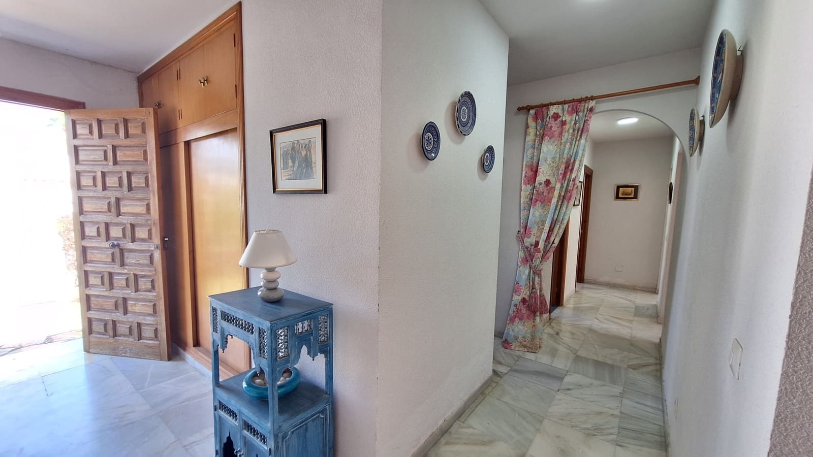 3 bedroom Villa for sale in Estepona with garage - € 740,000 (Ref: 10057663)