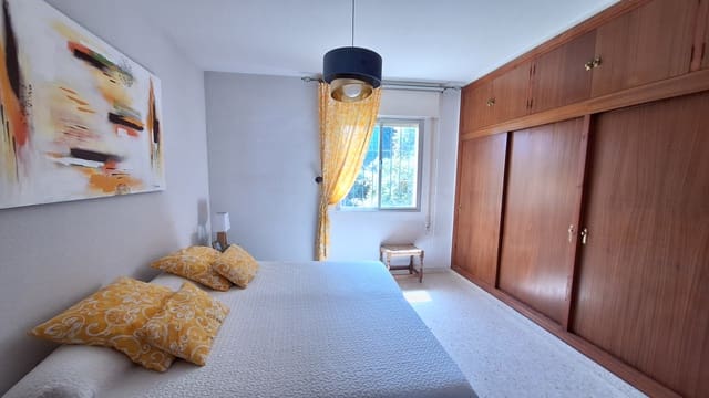 3 bedroom Villa for sale in Estepona with garage - € 740,000 (Ref: 10057663)