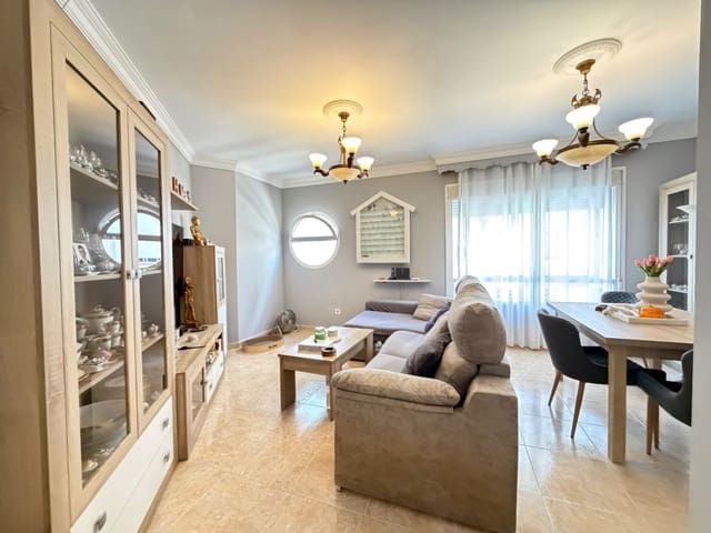 2 bedroom Apartment for sale in Estepona - € 287,000 (Ref: 10062672)