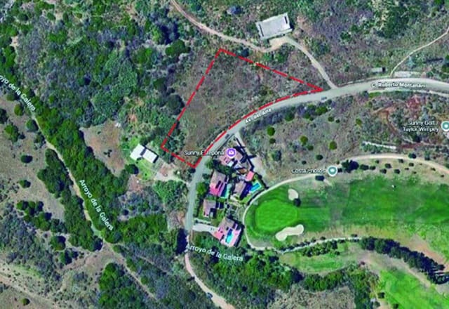 Bauplatz zu verkaufen in Estepona Golf, Estepona - 295.000 € (Ref: 10098837)