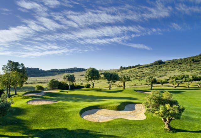 Bauplatz zu verkaufen in Estepona Golf, Estepona - 295.000 € (Ref: 10098837)