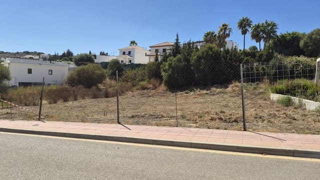 Tomt till salu i Estepona - 320 000 € (Ref: 10101279)
