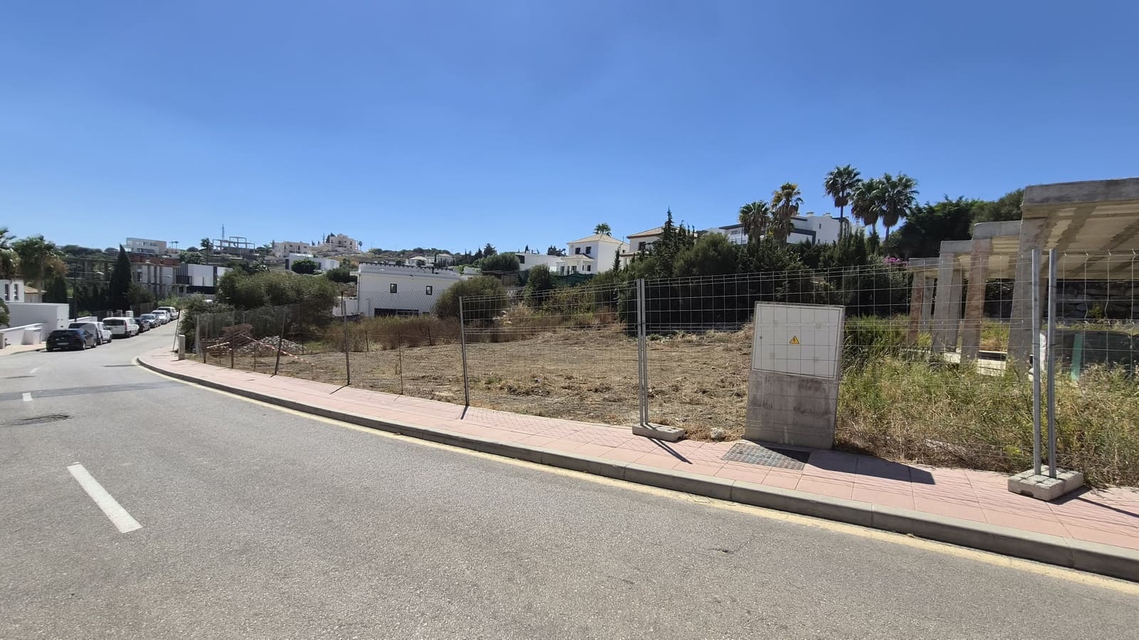 Tomt till salu i Estepona - 320 000 € (Ref: 10101279)