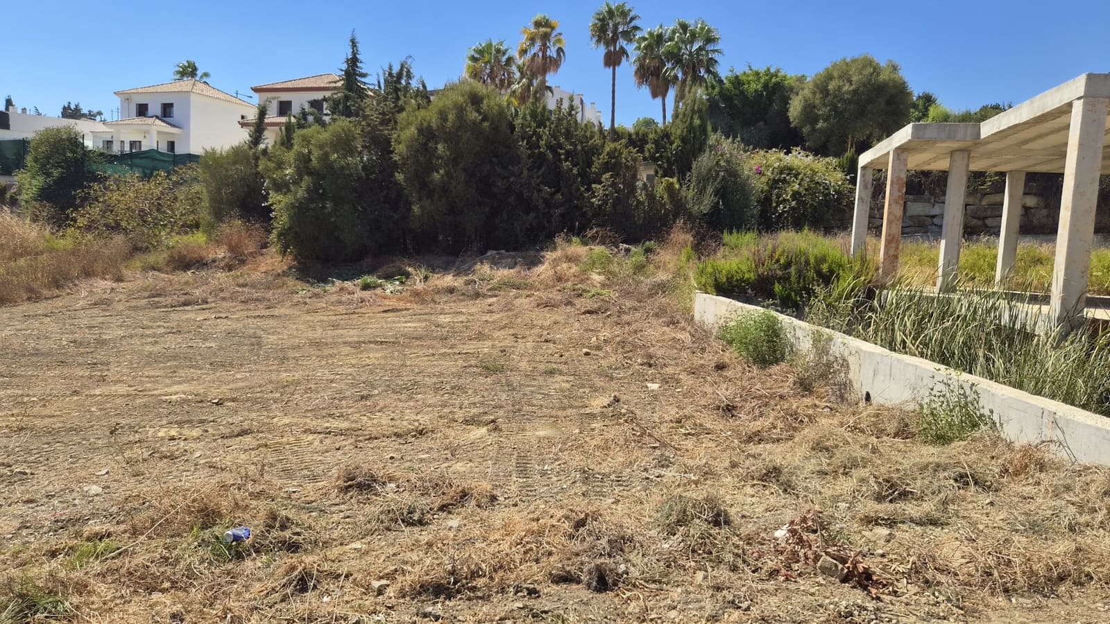 Tomt till salu i Estepona - 320 000 € (Ref: 10101279)