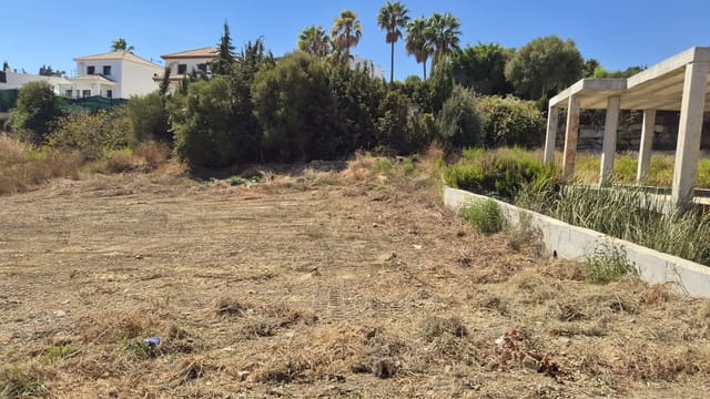 Tomt till salu i Estepona - 320 000 € (Ref: 10101279)