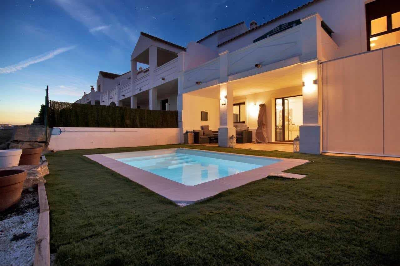 3 chambre Maison de Ville à vendre à Casares avec piscine garage - 525 000 € (Ref: 10130974)