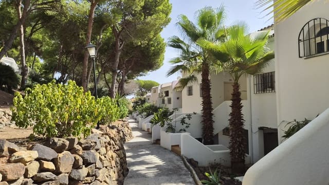 2 soveværelse Lejlighed til salg i Seghers, Estepona - € 225.000 (Ref: 10163398)
