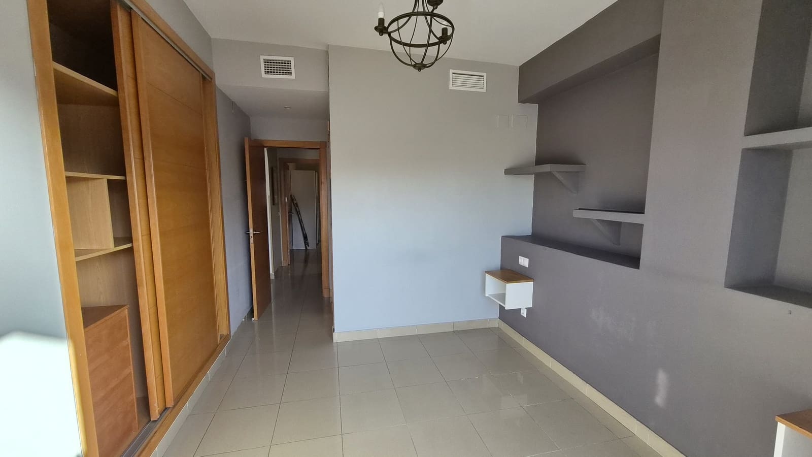 2 slaapkamer Appartement te koop in San Luis de Sabinillas met garage - € 260.000 (Ref: 10185314)