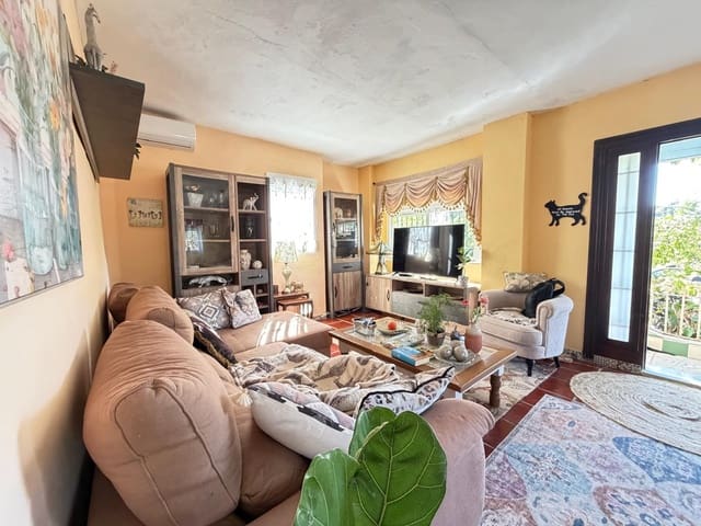 Finca/Casa Rural de 2 habitaciones en El Velerín, Estepona en venta con piscina garaje - 477.000 € (Ref: 10186089)