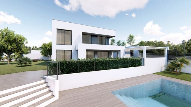 4 sypialnia Willa na sprzedaż w Manilva z basenem garażem - 780 000 € (Ref: 4212558)