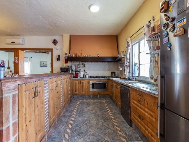 3 camera da letto Finca/Casa di Campagna in vendita in Estepona con piscina garage - 954.450 € (Rif: 4859330)